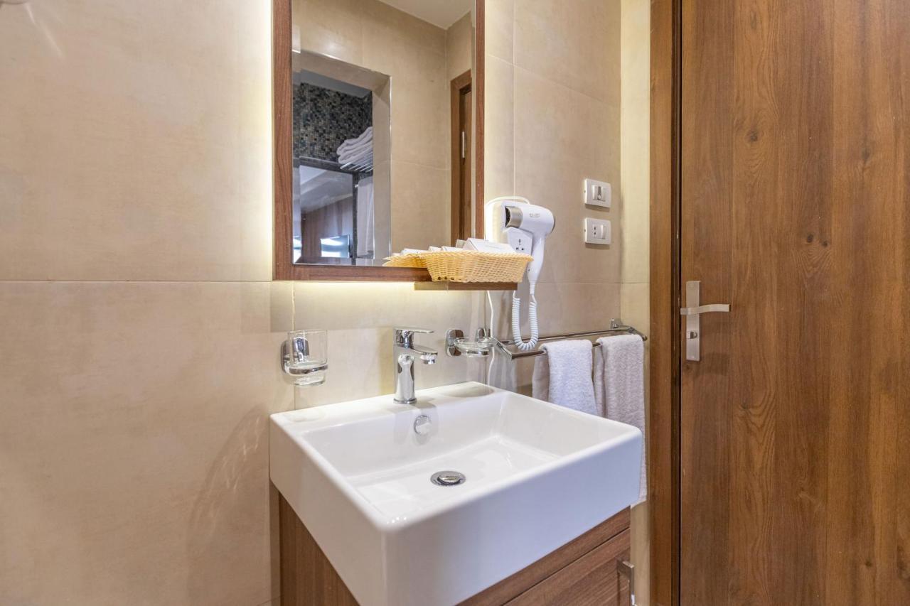 Nozol Pyramids Hotel And Spa Kafret el-Gabal Екстериор снимка