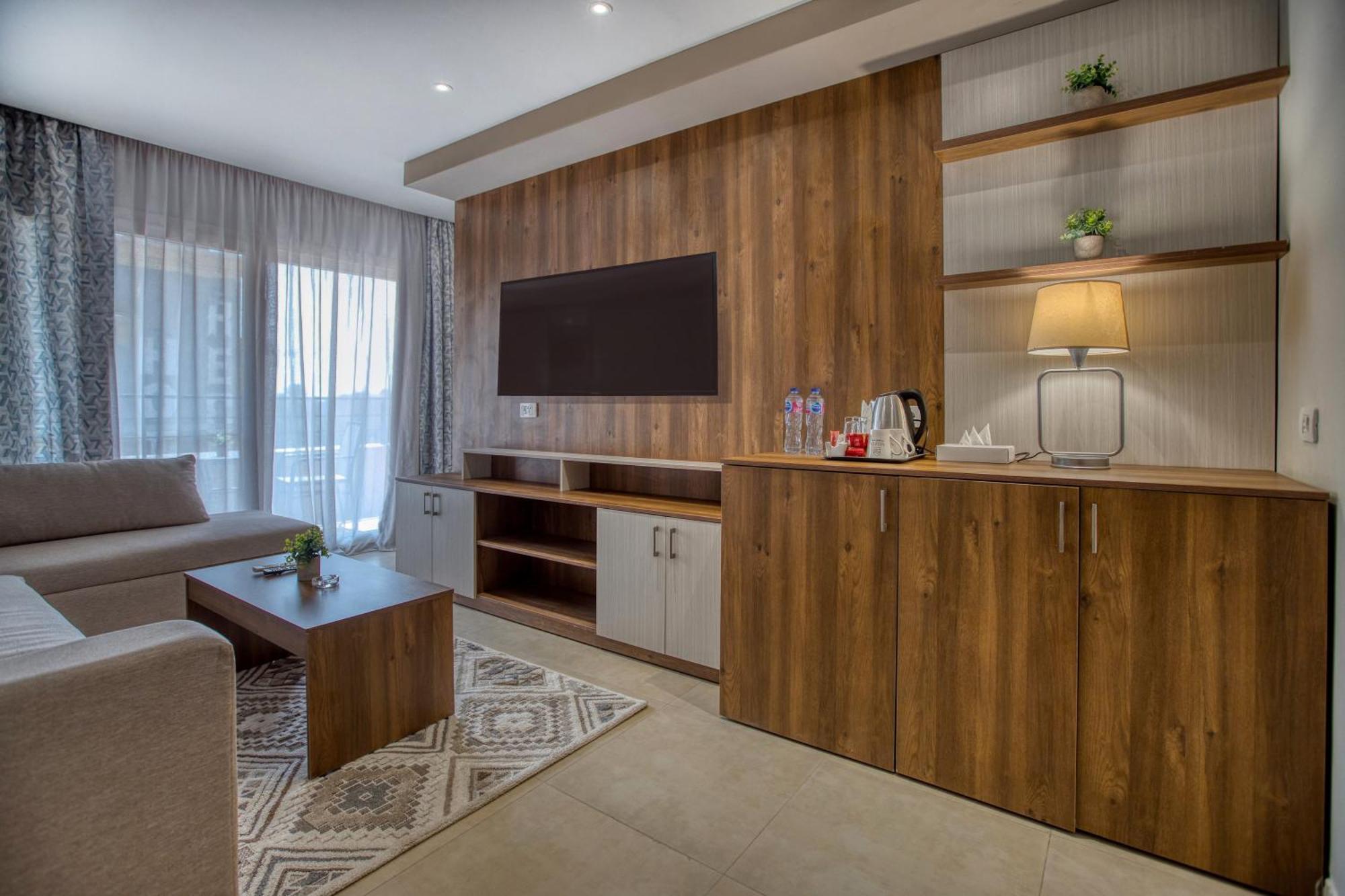 Nozol Pyramids Hotel And Spa Kafret el-Gabal Екстериор снимка